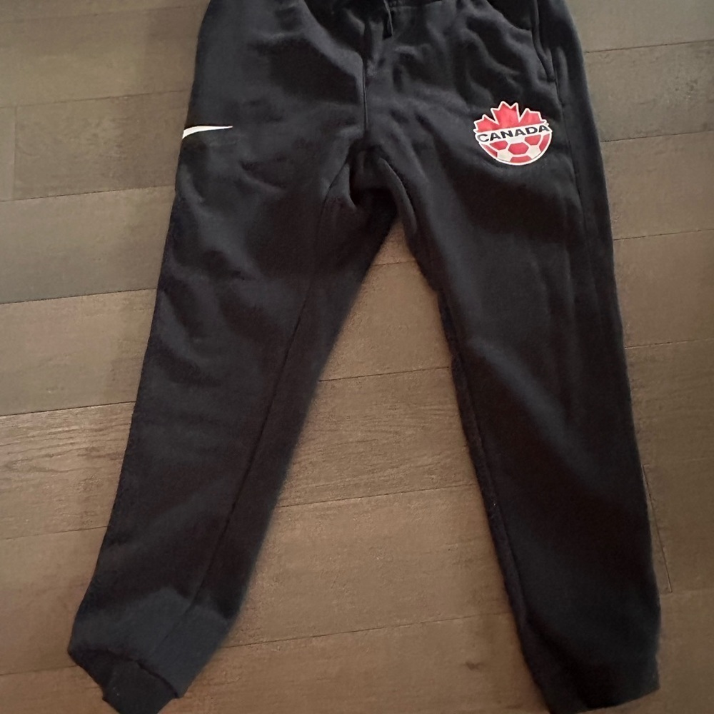 Nike Men's Black Soccer Club Fleece Jogger Pants - Picture 2 of 5